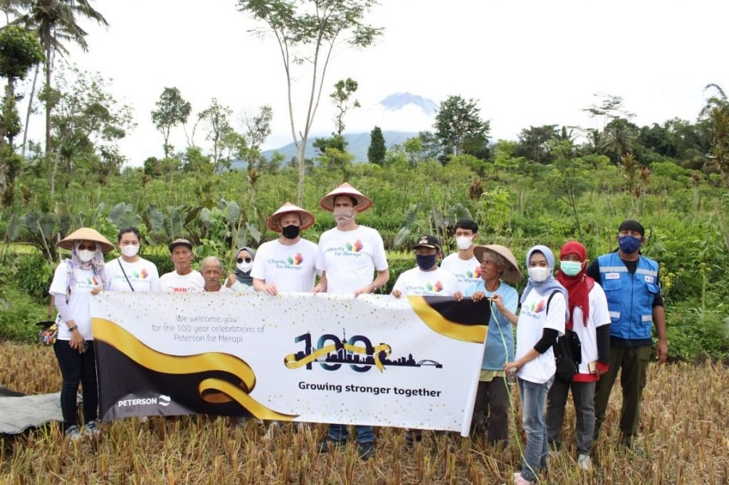akbara dan Managing Director PT. PCU Indonesia Kris Van Den Keybus dan Jurrian Boer