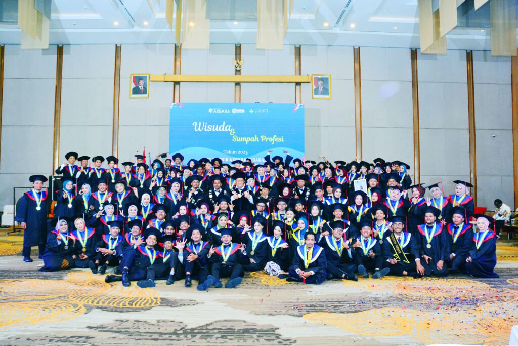 wisuda 2025